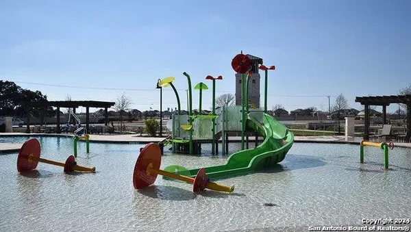 $2,300 | 13806 Vly Patch, San Antonio, TX 78254