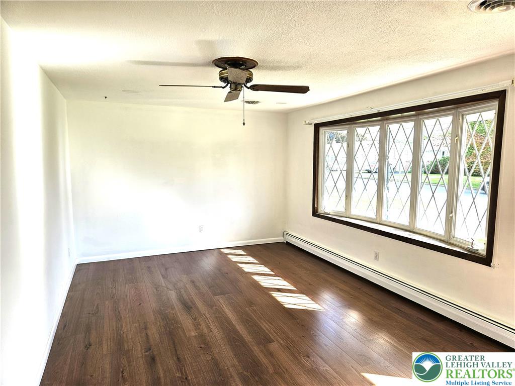 2141 Aster Road Macungie, PA 18062 - Photo 5 of 25 Gallery Image 5