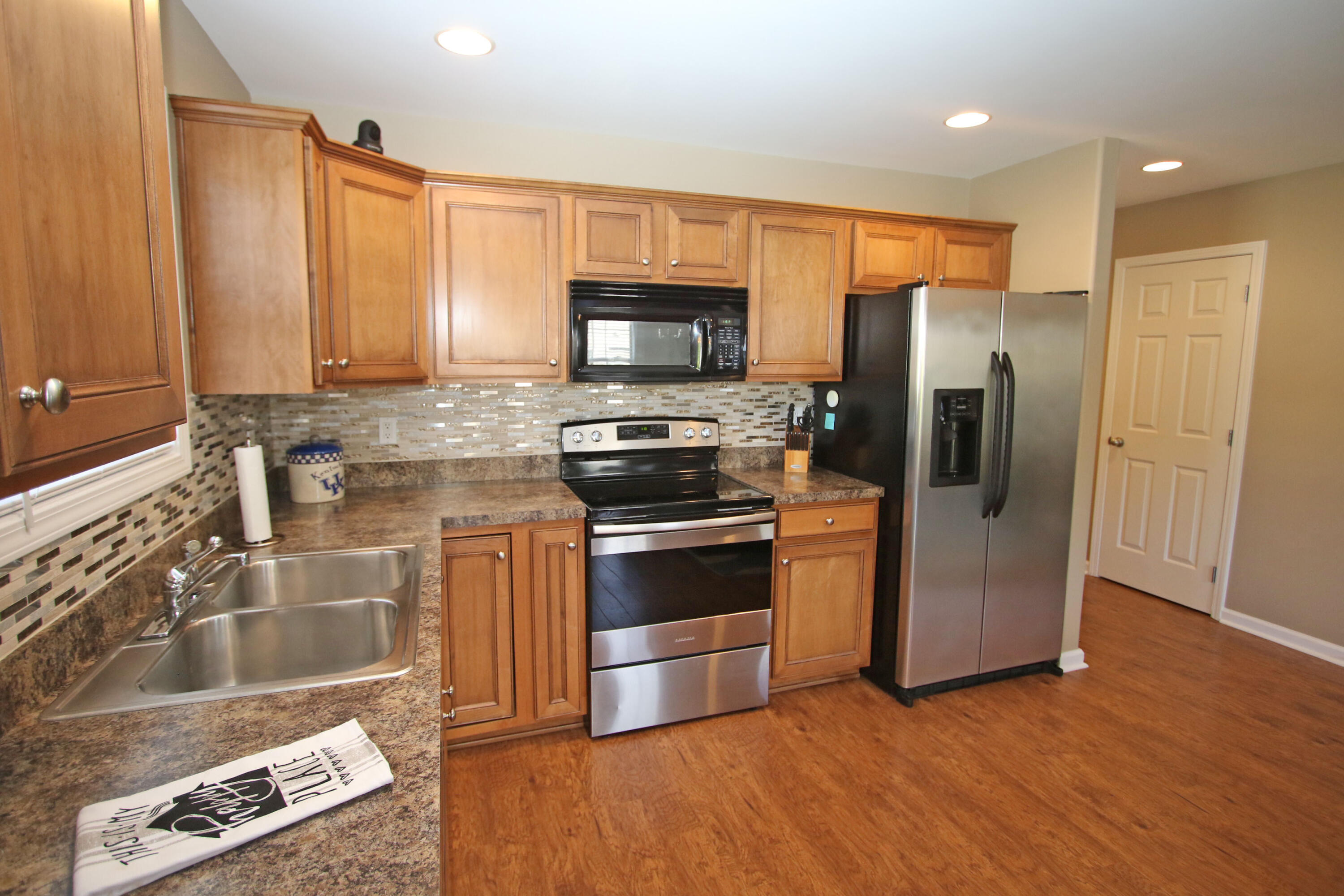 3830 Pine Ridge Way Lexington, KY 40514 - Photo 14 of 35 14