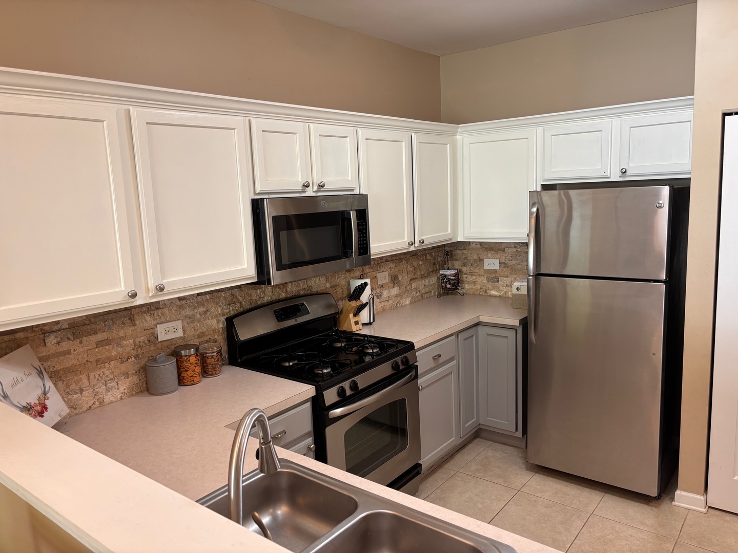3142 Falling Waters Lane, Unit 3142 Lindenhurst, IL 60046 - Photo 27 of 33