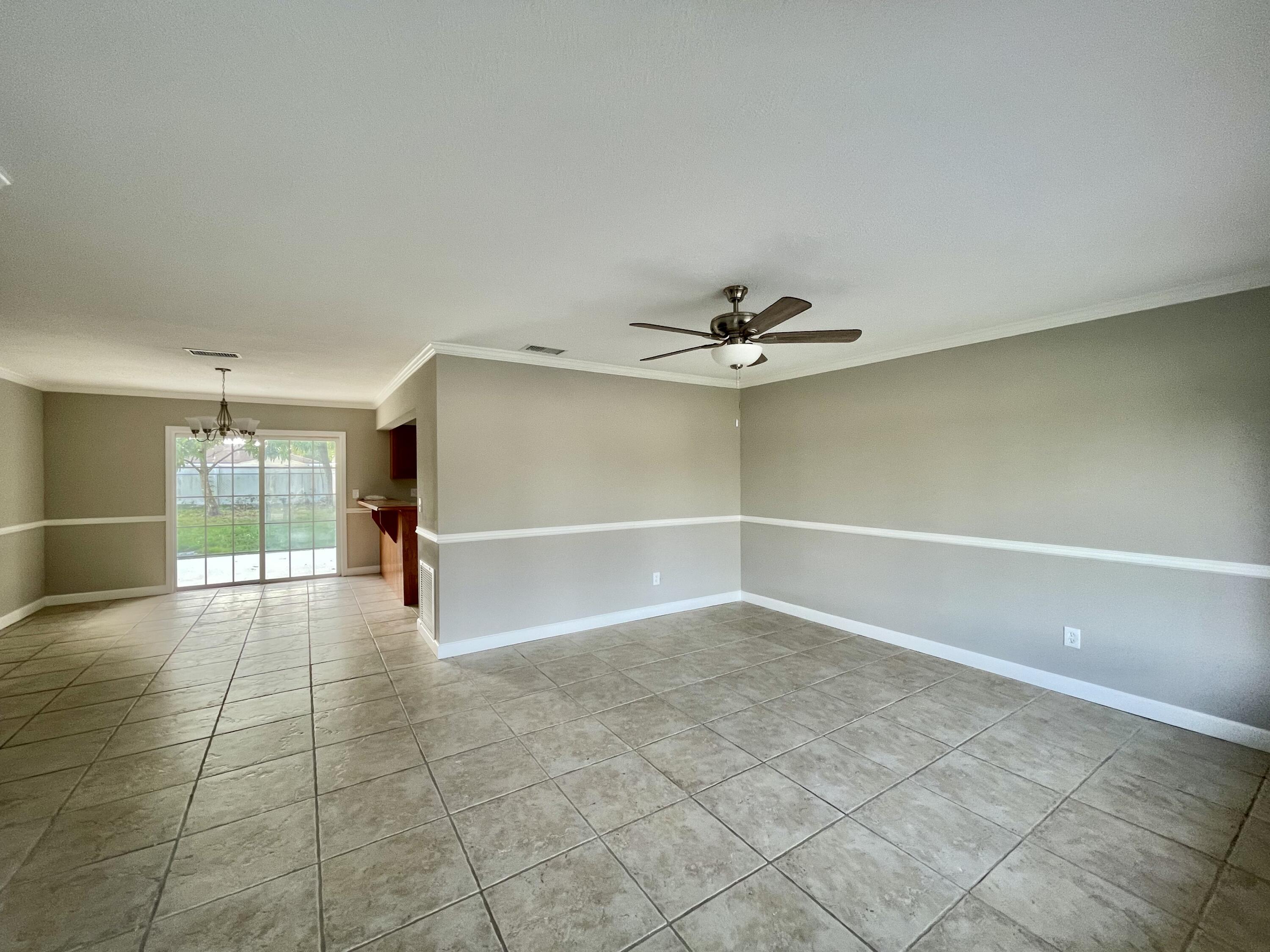 225 Southwest Homeland Road Port St. Lucie, FL 34953 - Photo 4 of 19 IMG_5417