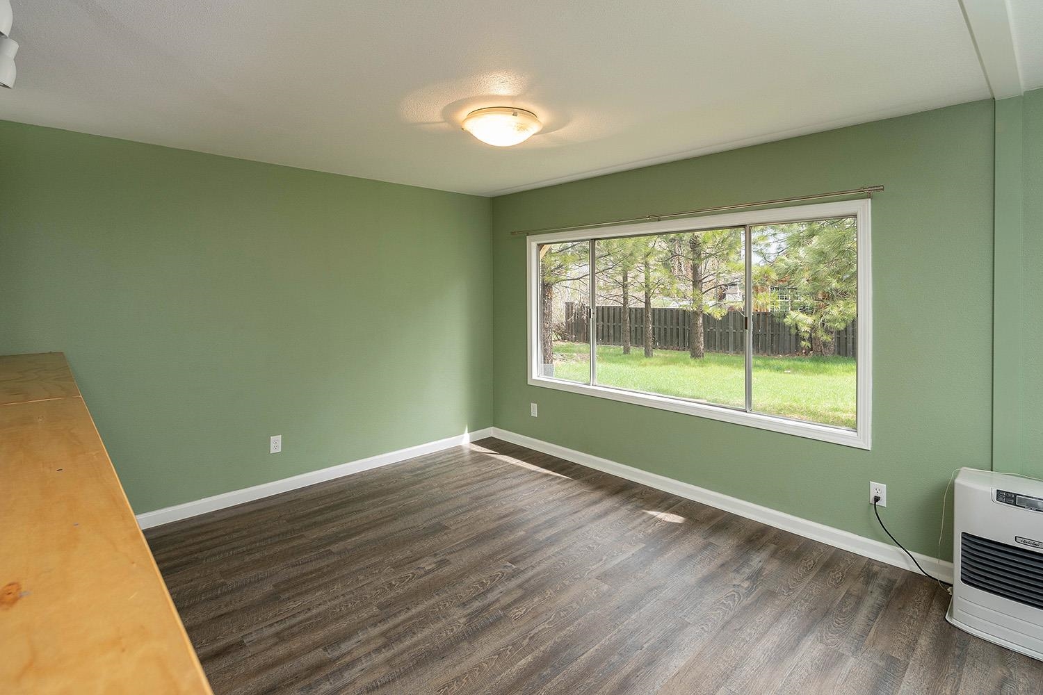 306/308 Main Street Calpine, CA 96124 - Photo 9 of 21 Gallery Image 9