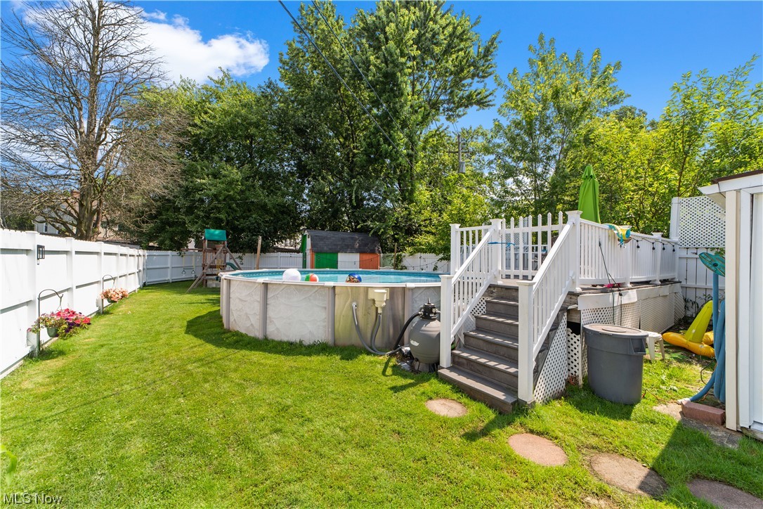 15824 Munn Road Cleveland, OH 44111 - Photo 24 of 35 Gallery Image 24