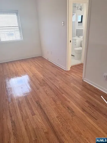 $1,450 | 501 Linwood Drive, Unit 5J, Fort Lee, NJ 07024