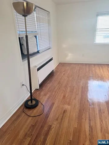 $1,450 | 501 Linwood Drive, Unit 5J, Fort Lee, NJ 07024