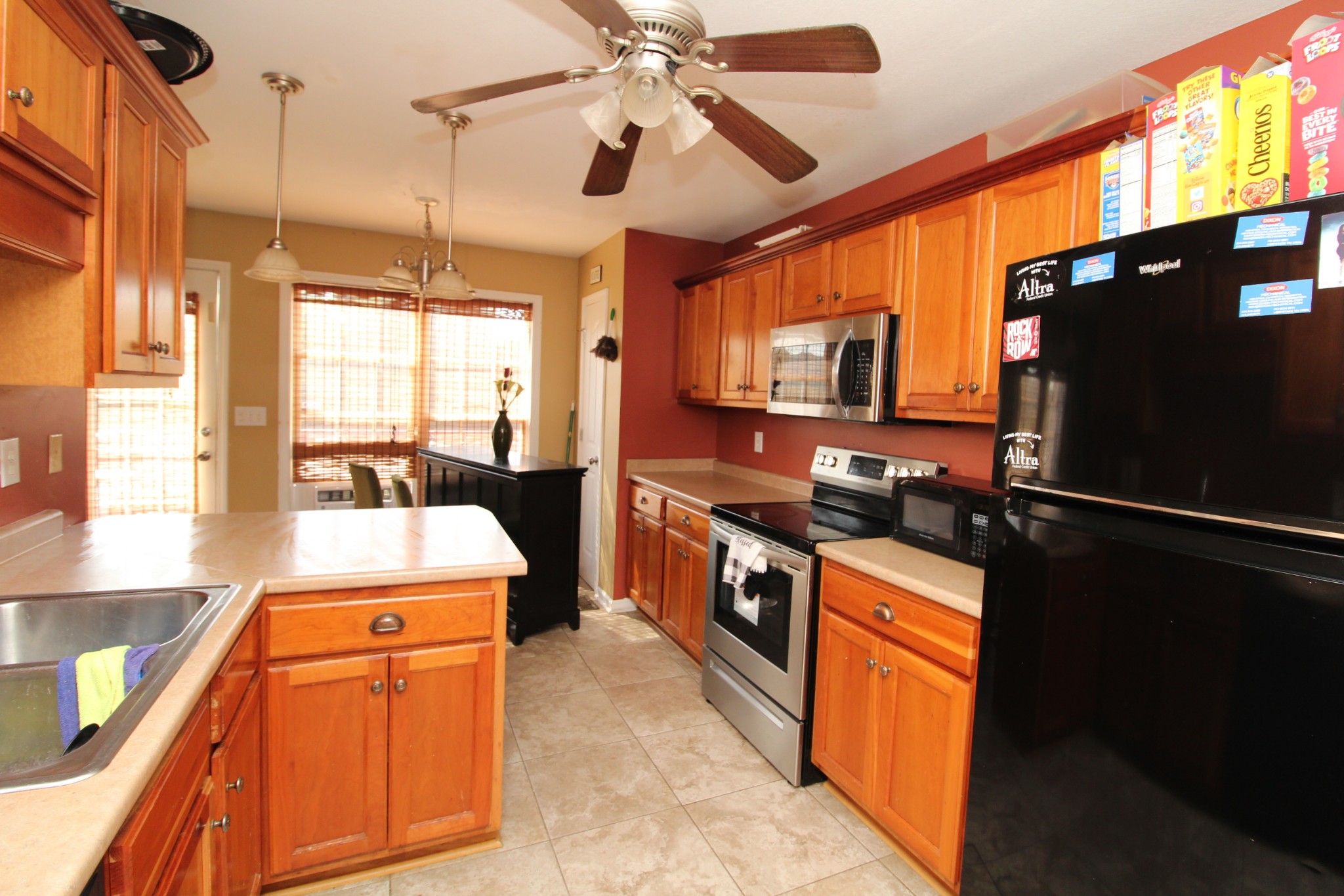 237 Cheshire Road Clarksville, TN 37043 - Photo 4 of 17 Gallery Image 4