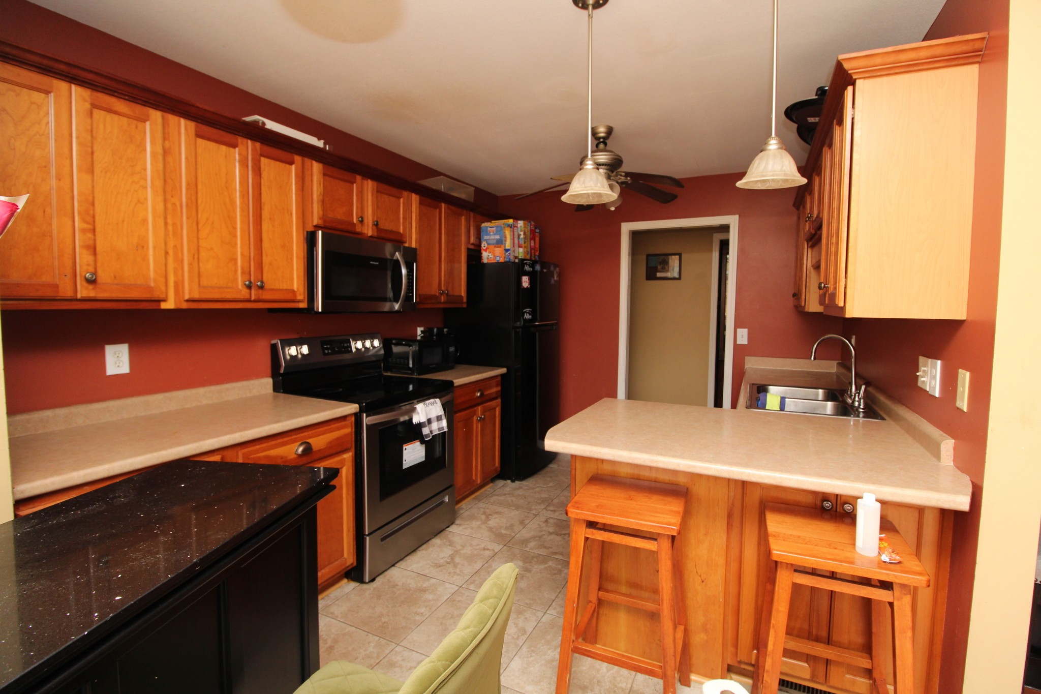 237 Cheshire Road Clarksville, TN 37043 - Photo 5 of 17 Gallery Image 5