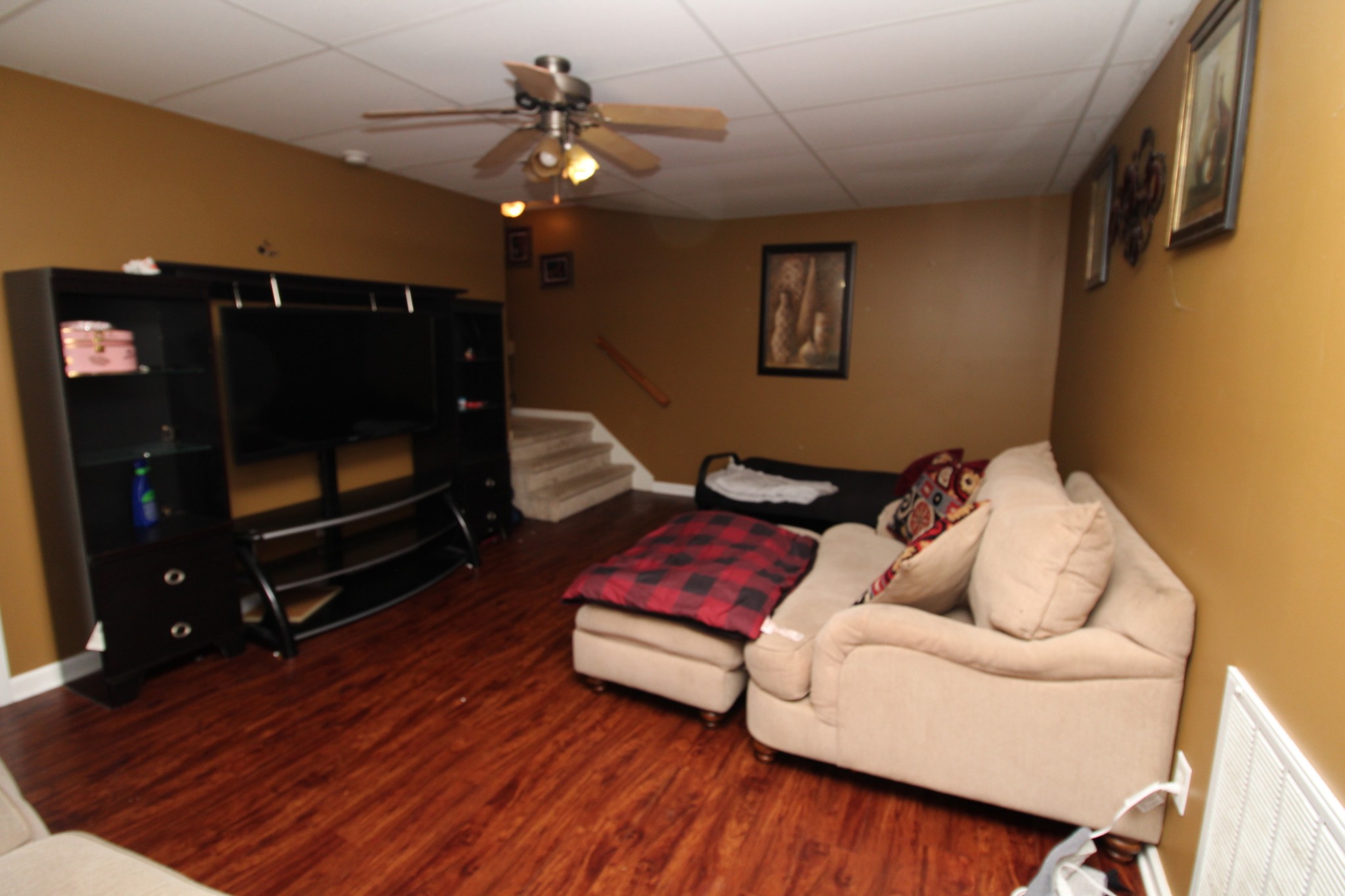 237 Cheshire Road Clarksville, TN 37043 - Photo 8 of 17 Gallery Image 8