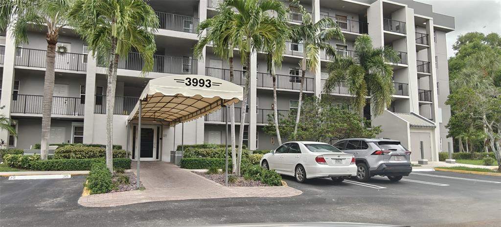 3993 Cypress Reach Court, Unit 501 Pompano Beach, FL 33069 - Photo 2 of 59 Building