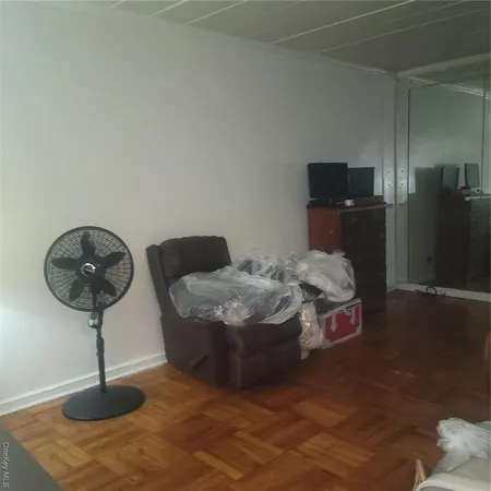 $819,000 | 93-10 177th Street | Woodhull Park