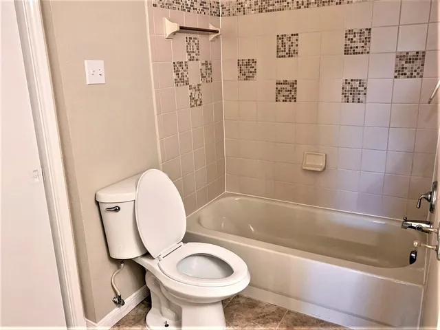 $1,400 | 11922 Westwold Drive, Tomball, TX 77377