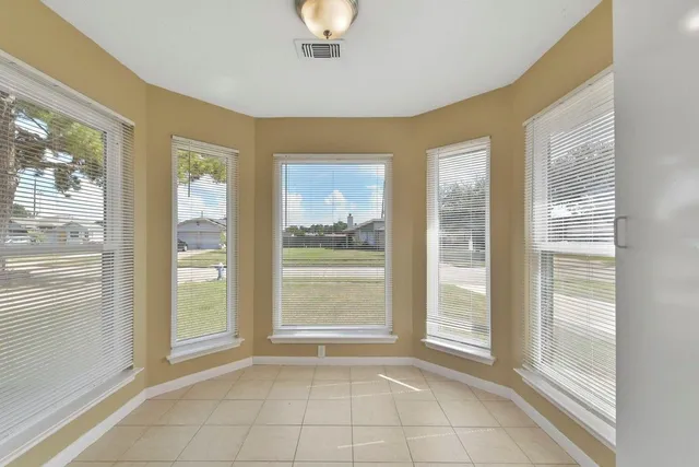 $1,400 | 11922 Westwold Drive, Tomball, TX 77377