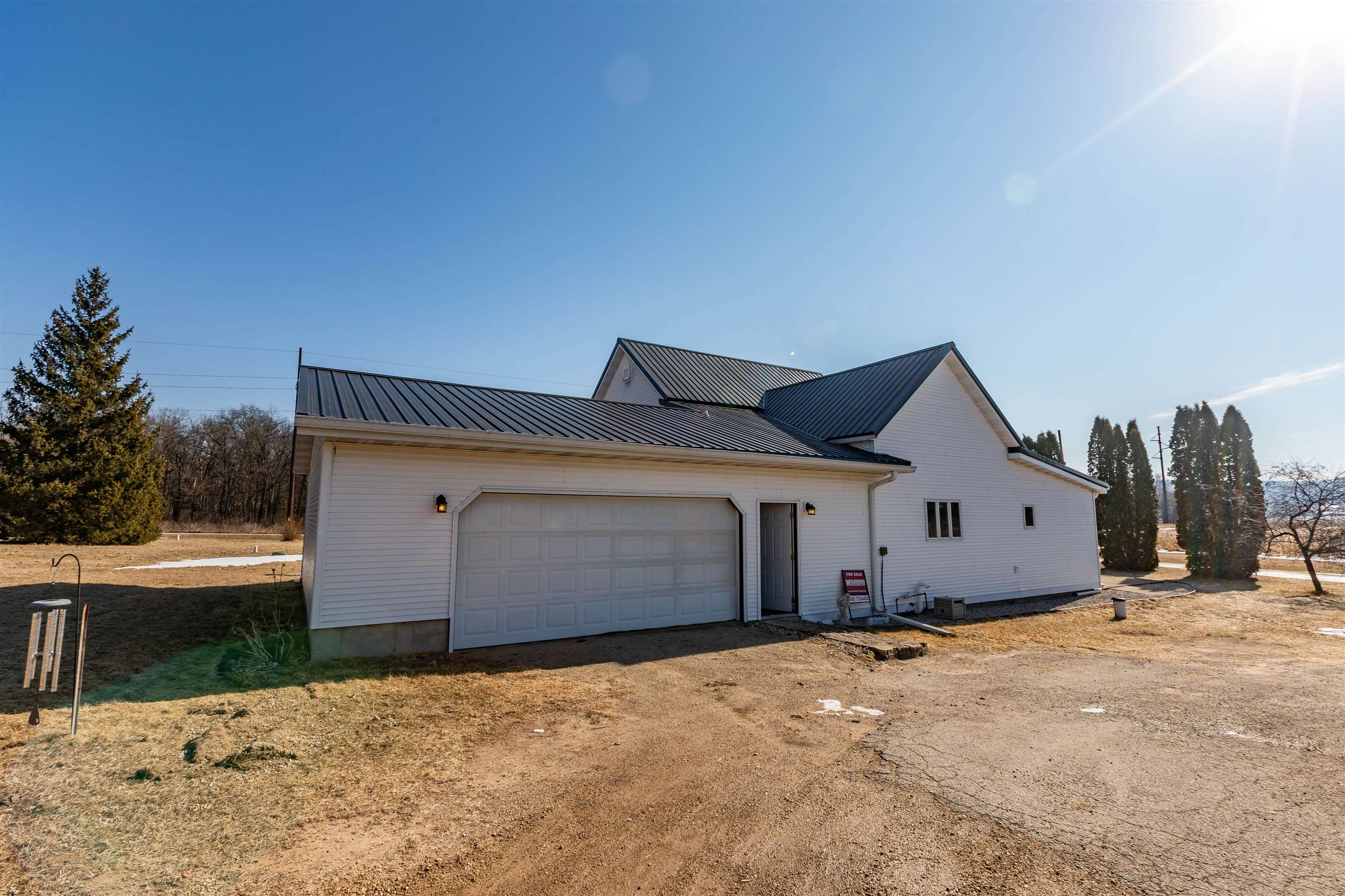 18553 Taylor Muscoda, WI 53573 - Photo 4 of 43