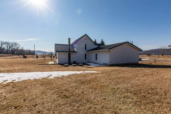 $375,000 | 18553 Taylor, Muscoda, WI 53573