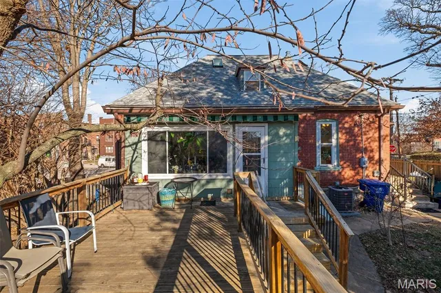 $287,500 | 7200 Lanham Avenue, St. Louis, MO 63143