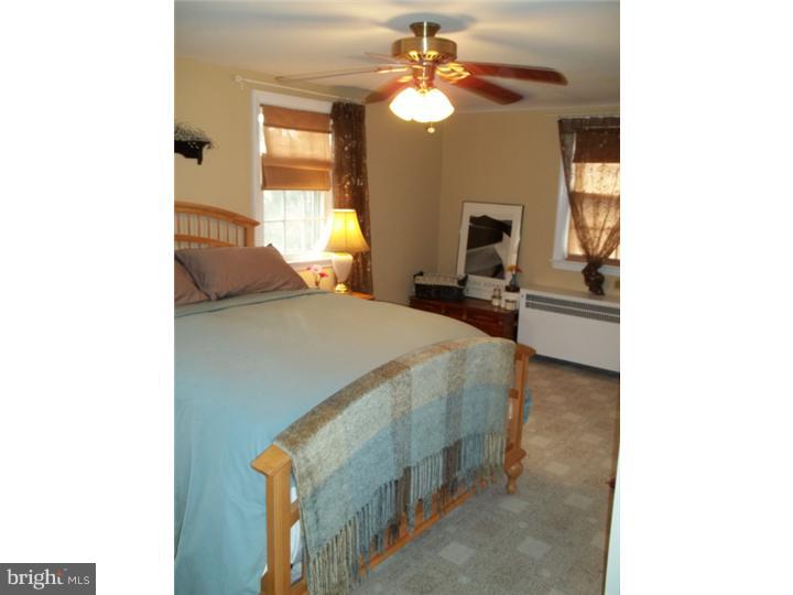 302 Glen Ridge Road Havertown, PA 19083 - Photo 13 of 22 Bedroom - Main