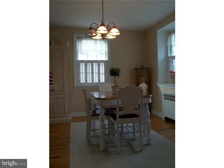 302 Glen Ridge Road Havertown, PA 19083 - Photo 5 of 22 Dining Room