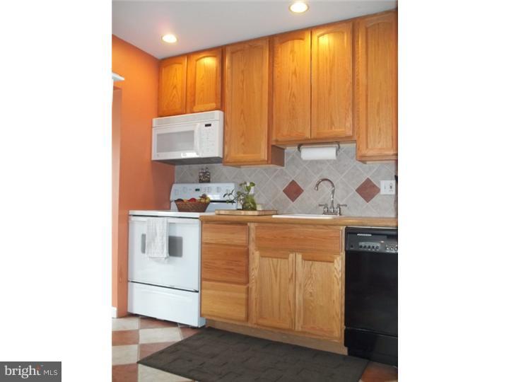 302 Glen Ridge Road Havertown, PA 19083 - Photo 6 of 22 Kitchen