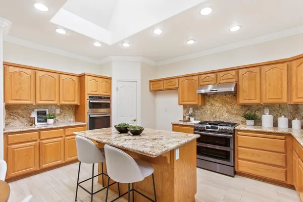 $825,000 | 3619 Lake Terrace Drive, Elk Grove, CA 95758