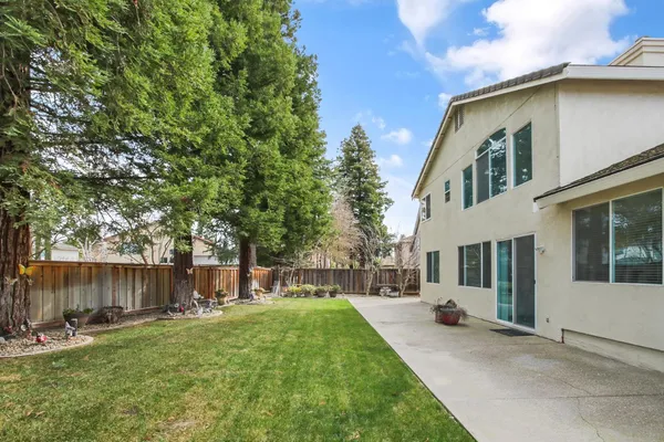 $825,000 | 3619 Lake Terrace Drive, Elk Grove, CA 95758