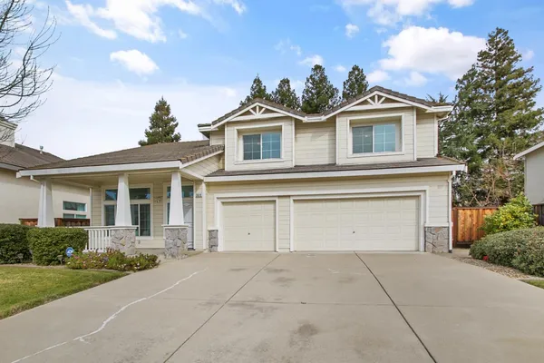 $825,000 | 3619 Lake Terrace Drive, Elk Grove, CA 95758