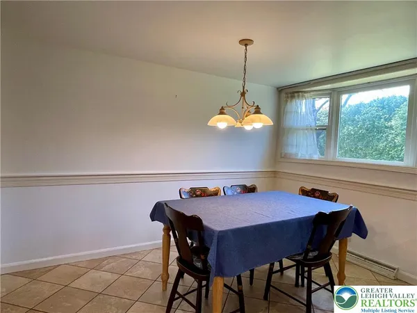 $3,300 | 1331 Armstrong Road, Bethlehem, PA 18017