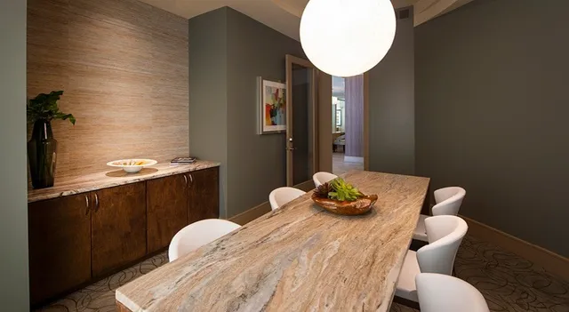 $2,105 | 1414 Texas Avenue, Unit 851, Houston, TX 77002