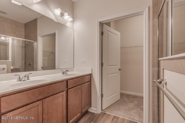 3328 Chestnut Ridge Way Orange Park, FL 32065 - Photo 18 of 22 CR 4A Master bath view to close
