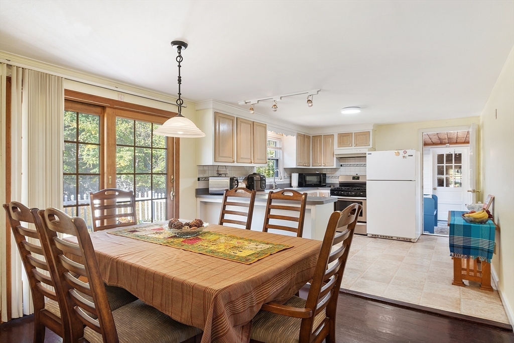2 Spring Lane Hopkinton, MA 01748 - Photo 15 of 42 Gallery Image 15