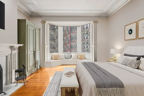 $3,945,000 | 359 Beacon Street, Unit 2, Boston, MA 02116