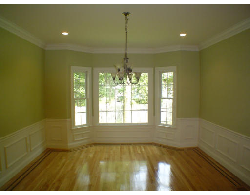 16 Skyview Road Lexington, MA 02420 - Photo 4 of 9 Gallery Image 4