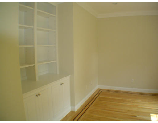 16 Skyview Road Lexington, MA 02420 - Photo 7 of 9 Gallery Image 7