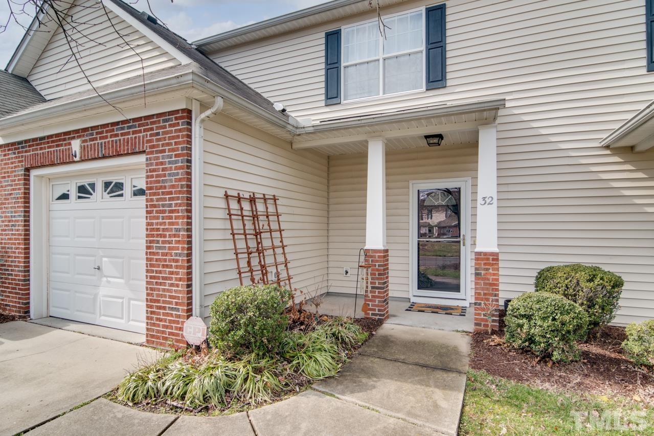 32 Brafferton Court Durham, NC 27713 - Photo 2 of 32 a front view of a house with garden