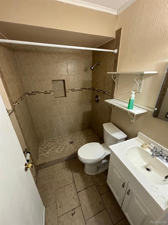 2581 Emmons Avenue Rochester Hills, MI 48307 - Photo 6 of 15
