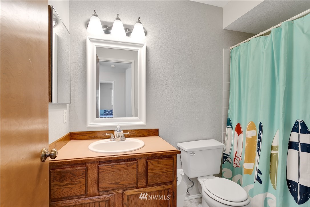 18008 158th Place Southeast Renton, WA 98058 - Photo 17 of 25 Gallery Image 17