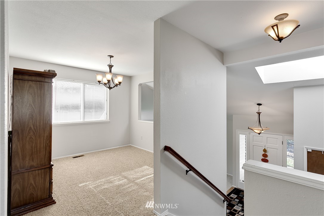 18008 158th Place Southeast Renton, WA 98058 - Photo 8 of 25 Gallery Image 8