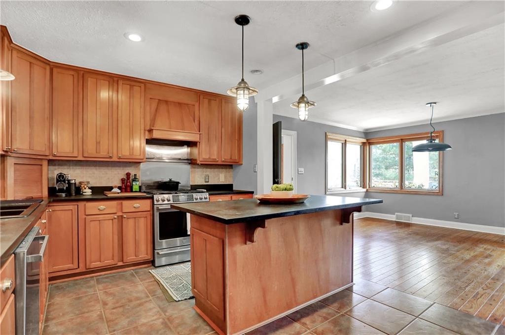 7921 Fishback Road Indianapolis, IN 46278 - Photo 11 of 60 Gallery Image 11