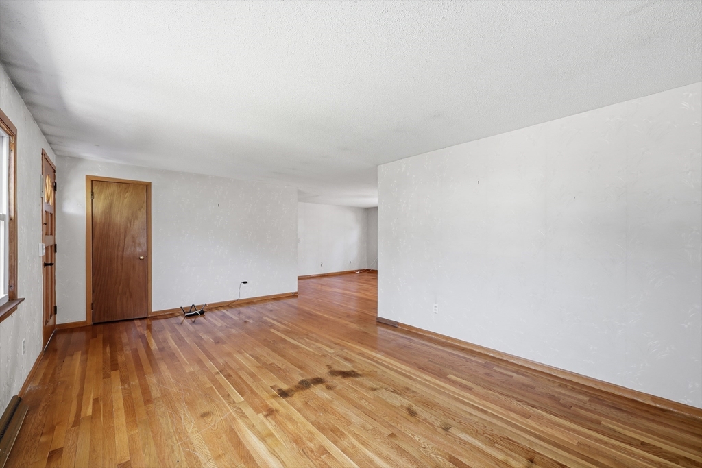 199 Birch Road Longmeadow, MA 01106 - Photo 15 of 37