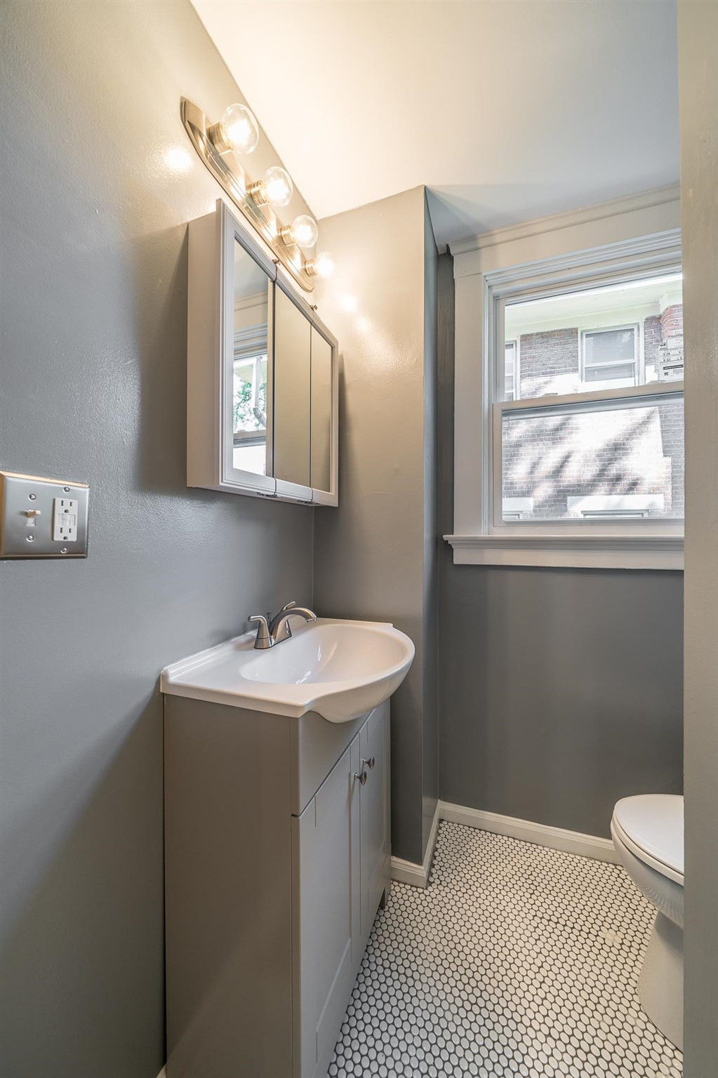 2012-2014 Howell Street Covington, KY 41014 - Photo 12 of 40 Gallery Image 12