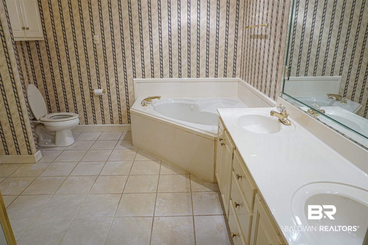 460 Wedgefield Drive South Mobile, AL 36608 - Photo 13 of 16