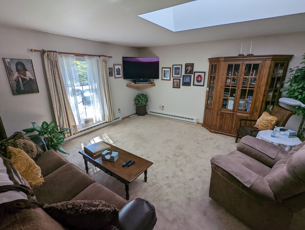 192 Lancaster Road Berlin, MA 01503 - Photo 4 of 17