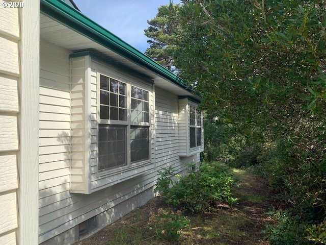 3537 Rhododendron Drive Florence, OR 97439 - Photo 14 of 17 Gallery Image 14