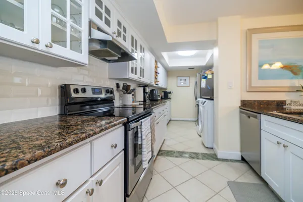 $2,850 | 2100 North Atlantic Avenue, Unit 305, Cocoa Beach, FL 32931