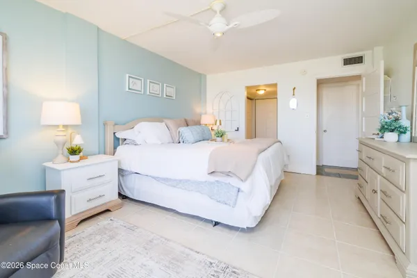 $2,850 | 2100 North Atlantic Avenue, Unit 305, Cocoa Beach, FL 32931