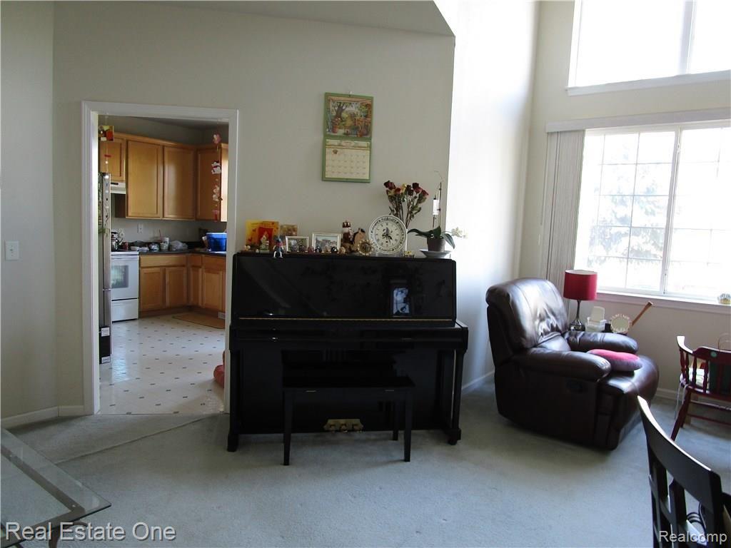41703 Mitchell Road Novi, MI 48377 - Photo 4 of 11