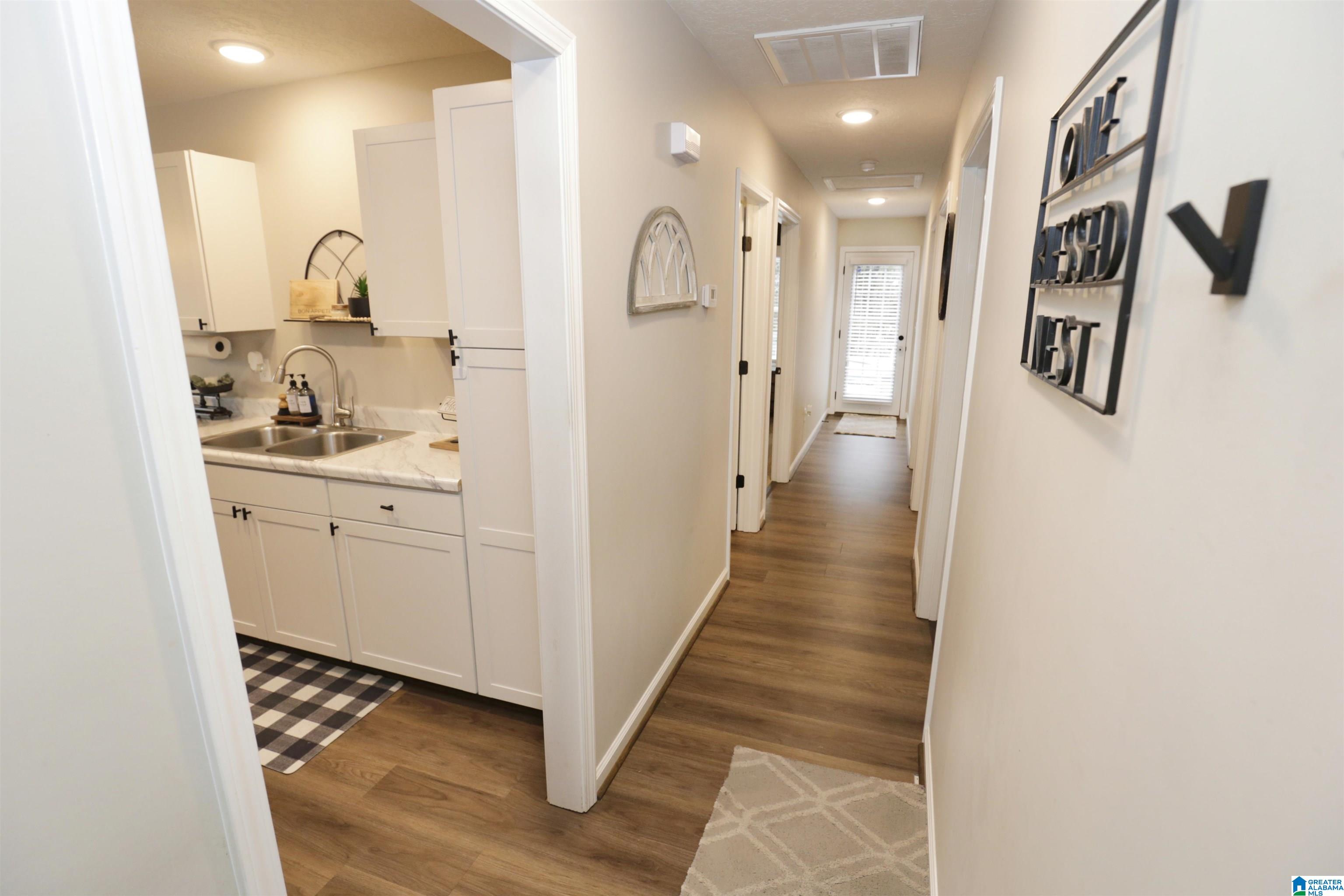256 Hawk Pass Anniston, AL 36207 - Photo 13 of 29