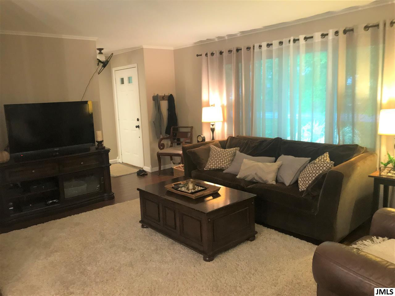 2104 Reynolds Road Jackson, MI 49201 - Photo 5 of 26 Photo 5