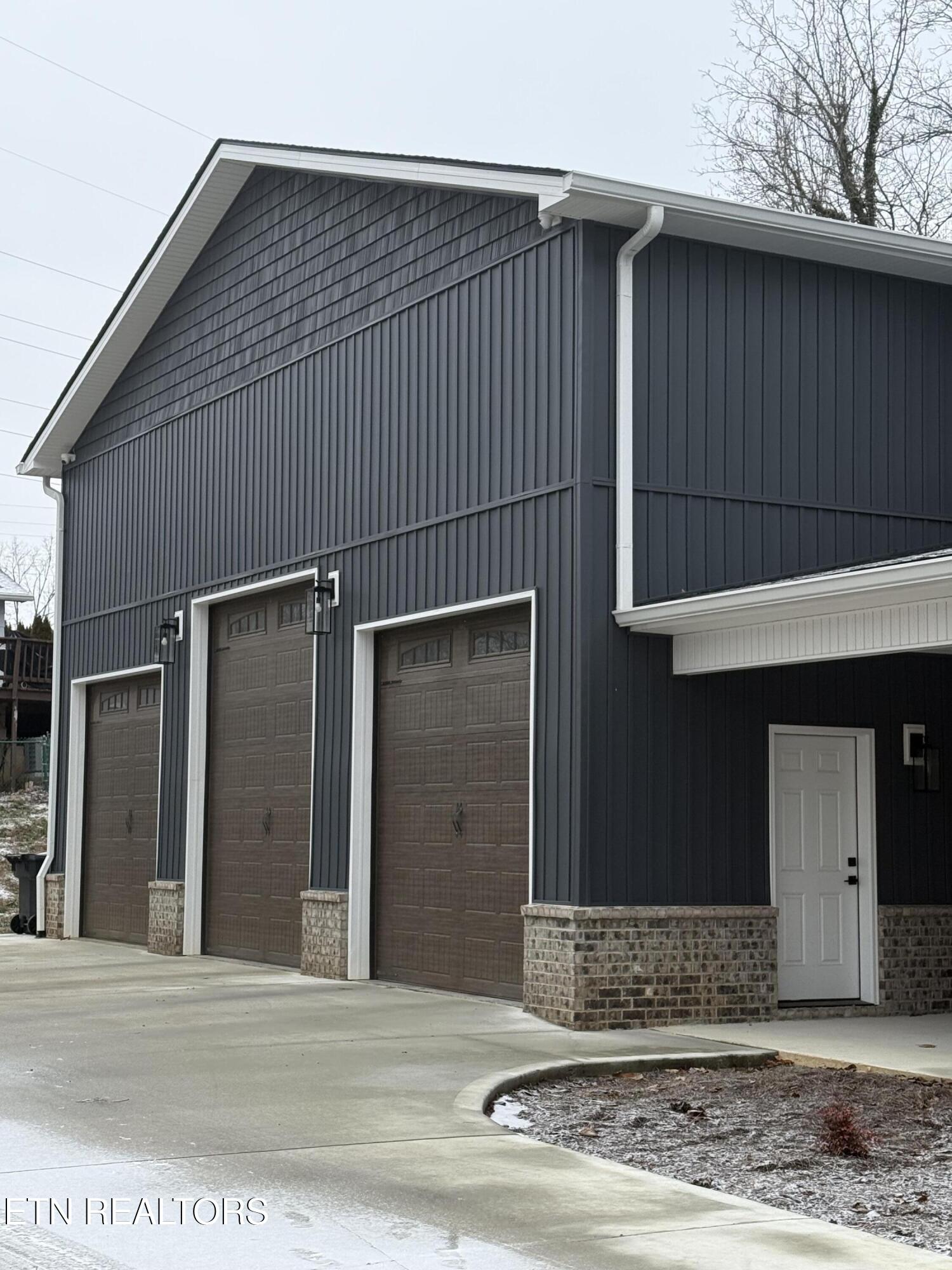 2922 Samples Road Louisville, TN 37777 - Photo 2 of 30 extra sized garages