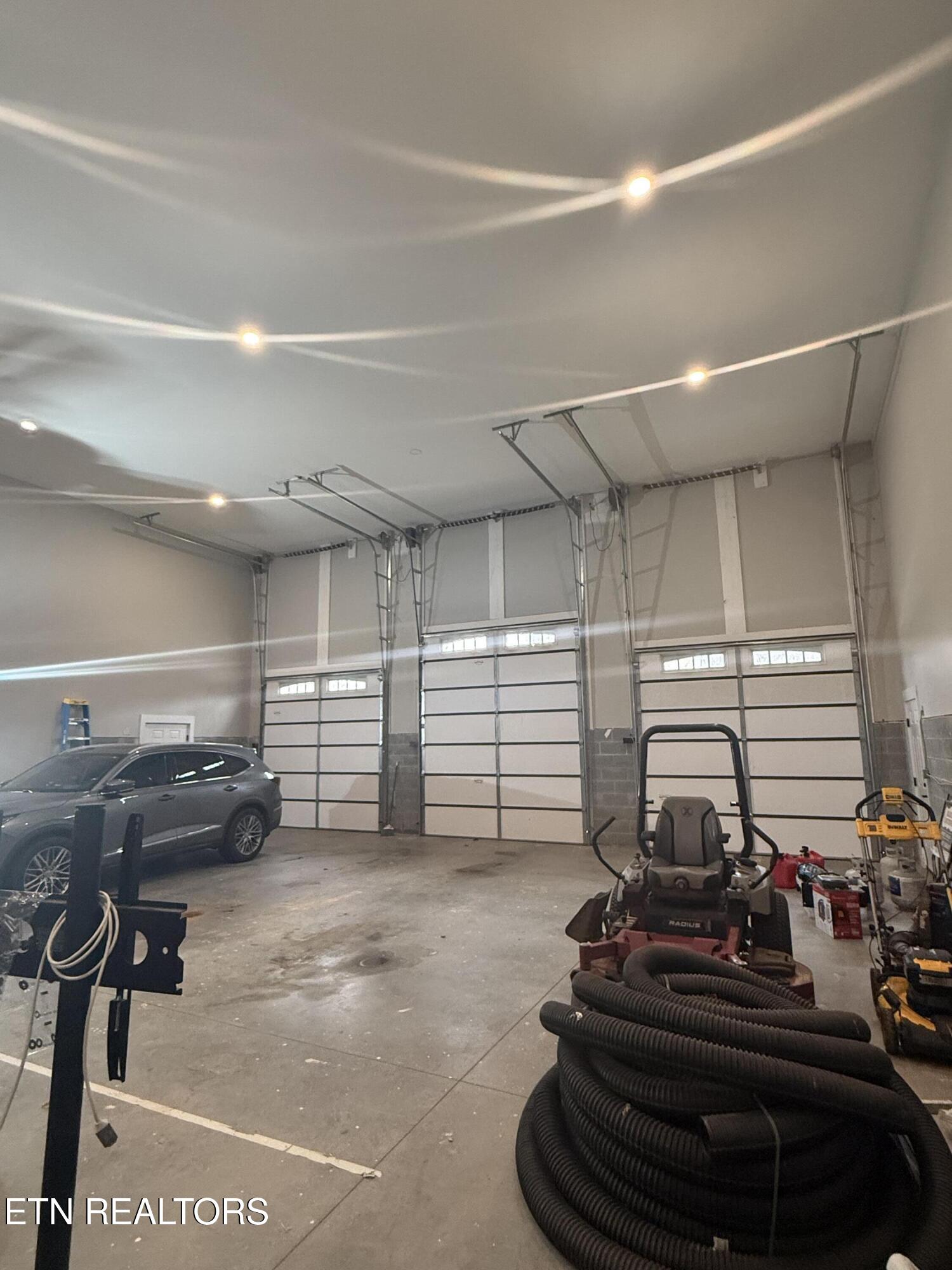 2922 Samples Road Louisville, TN 37777 - Photo 25 of 30 enormous garage space