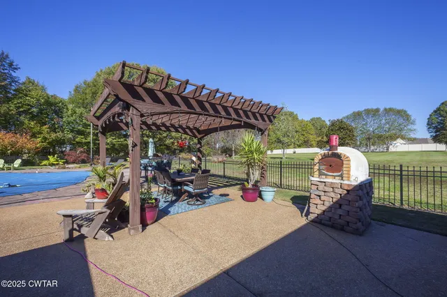 $849,900 | 287 Highway 186, Humboldt, TN 38343